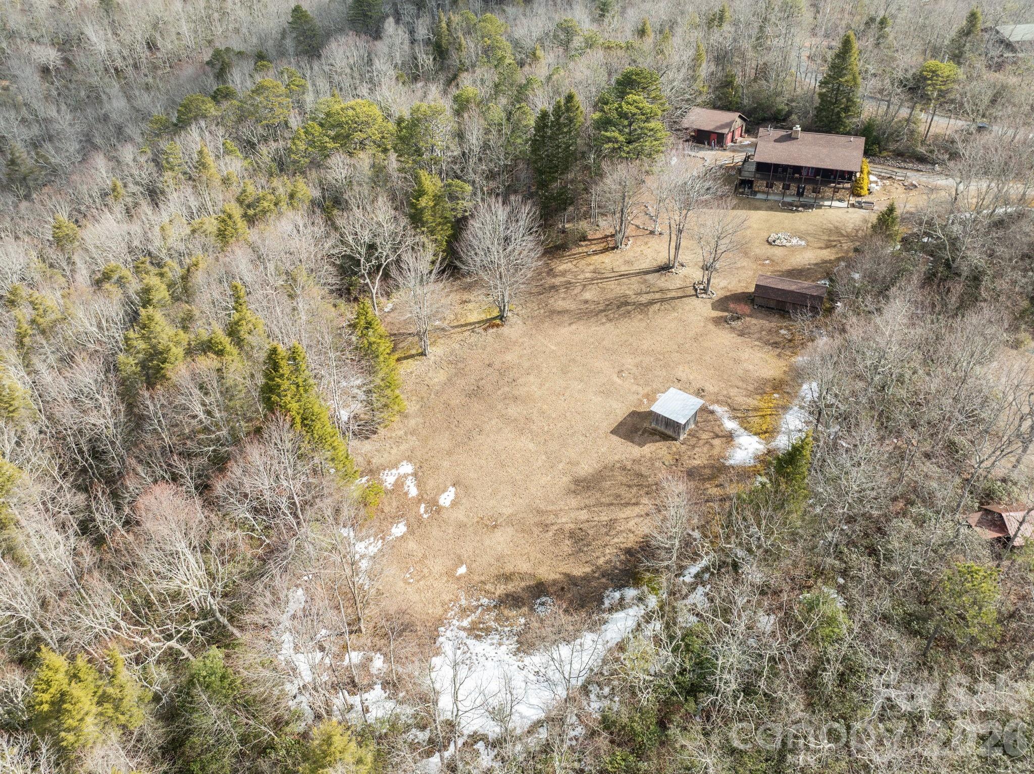951 Pine Tree Road Spruce Pine NC 28777
