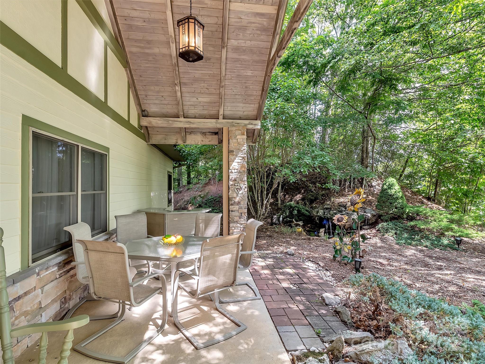 144 Ruffed Grouse Lane Waynesville NC 28786