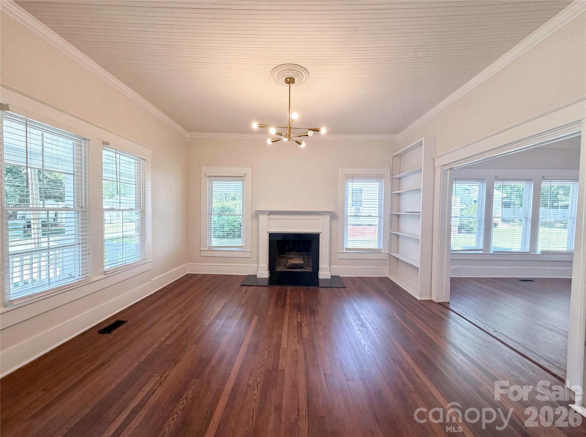 329 W Mclelland Avenue Mooresville NC 28115