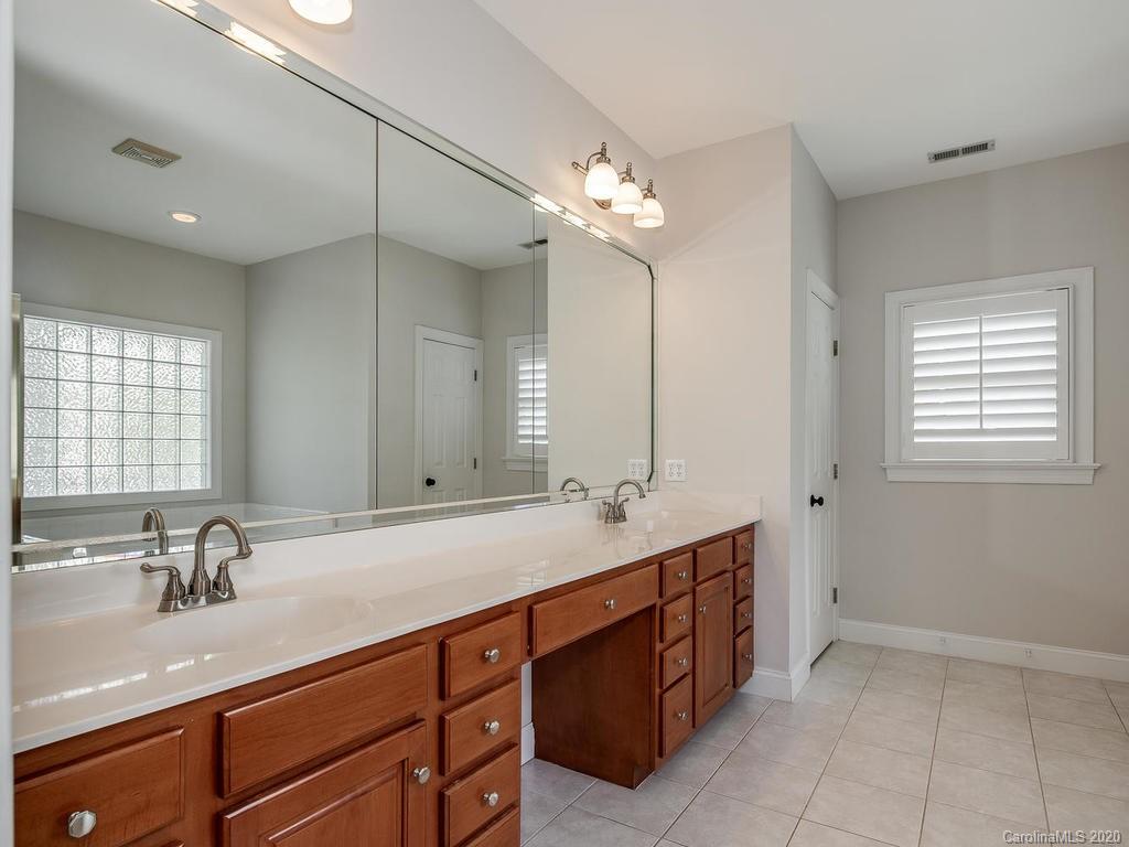 658 Vendue Place Charlotte NC 28226