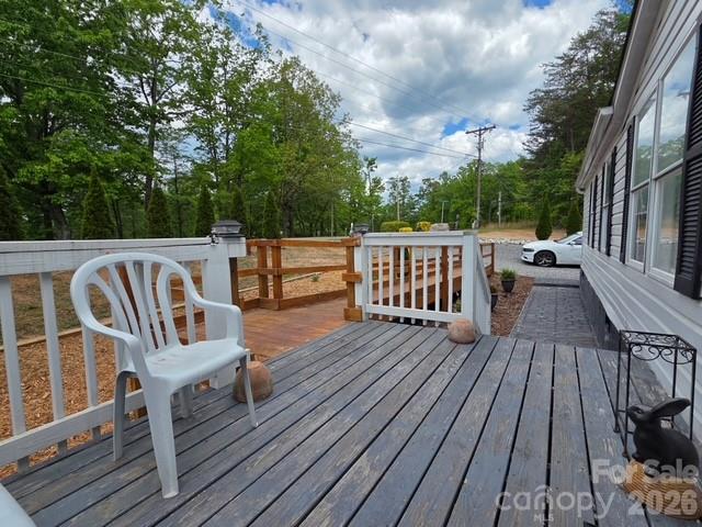 744 Deer Park Road Nebo NC 28761