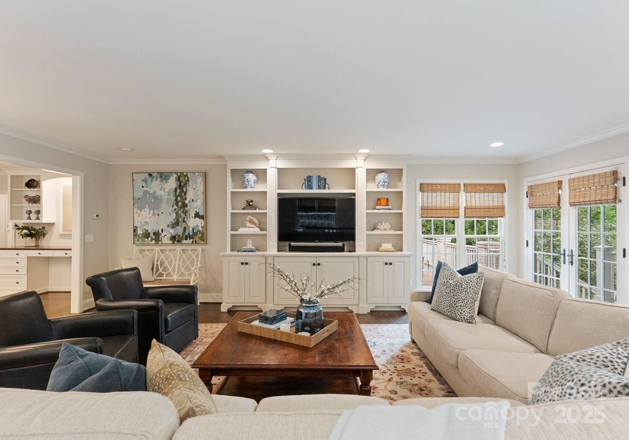 2727 Wintergreen Drive Charlotte NC 28211
