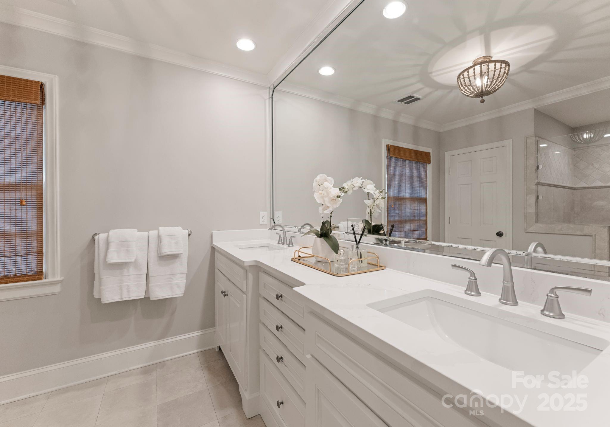 2727 Wintergreen Drive Charlotte NC 28211