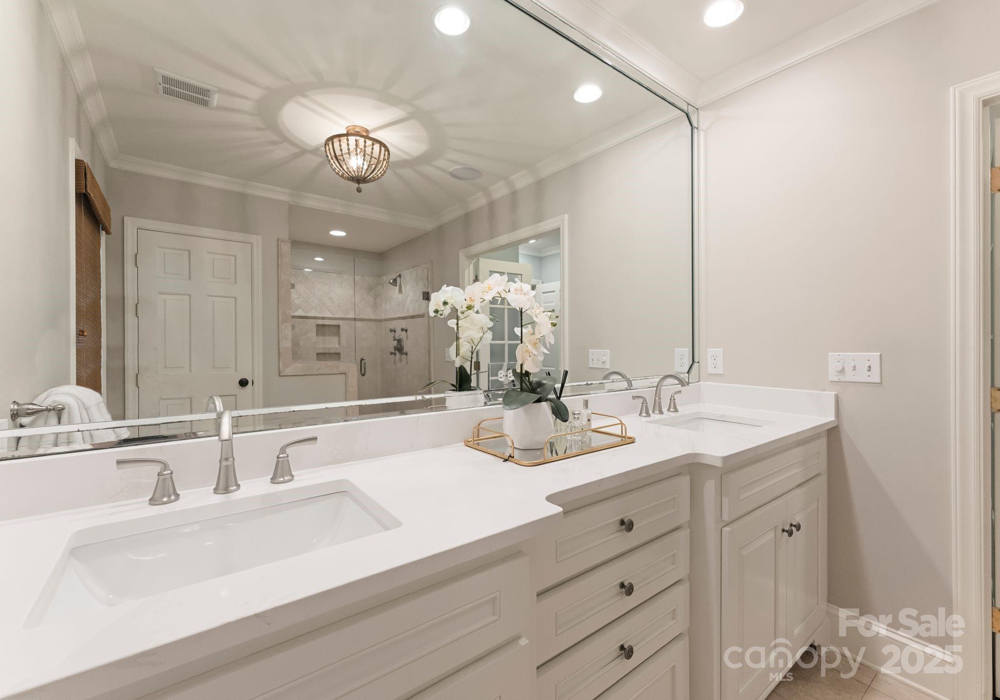 2727 Wintergreen Drive Charlotte NC 28211