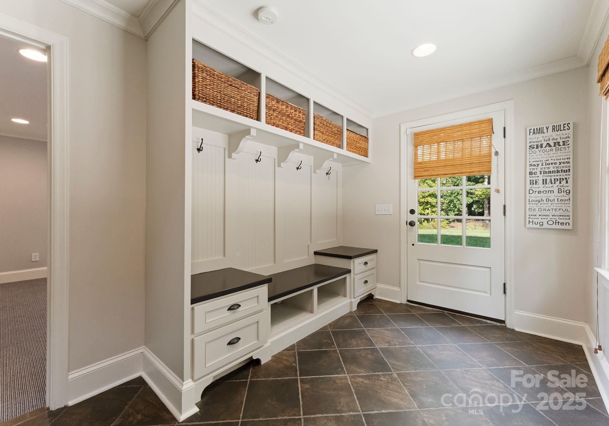 2727 Wintergreen Drive Charlotte NC 28211