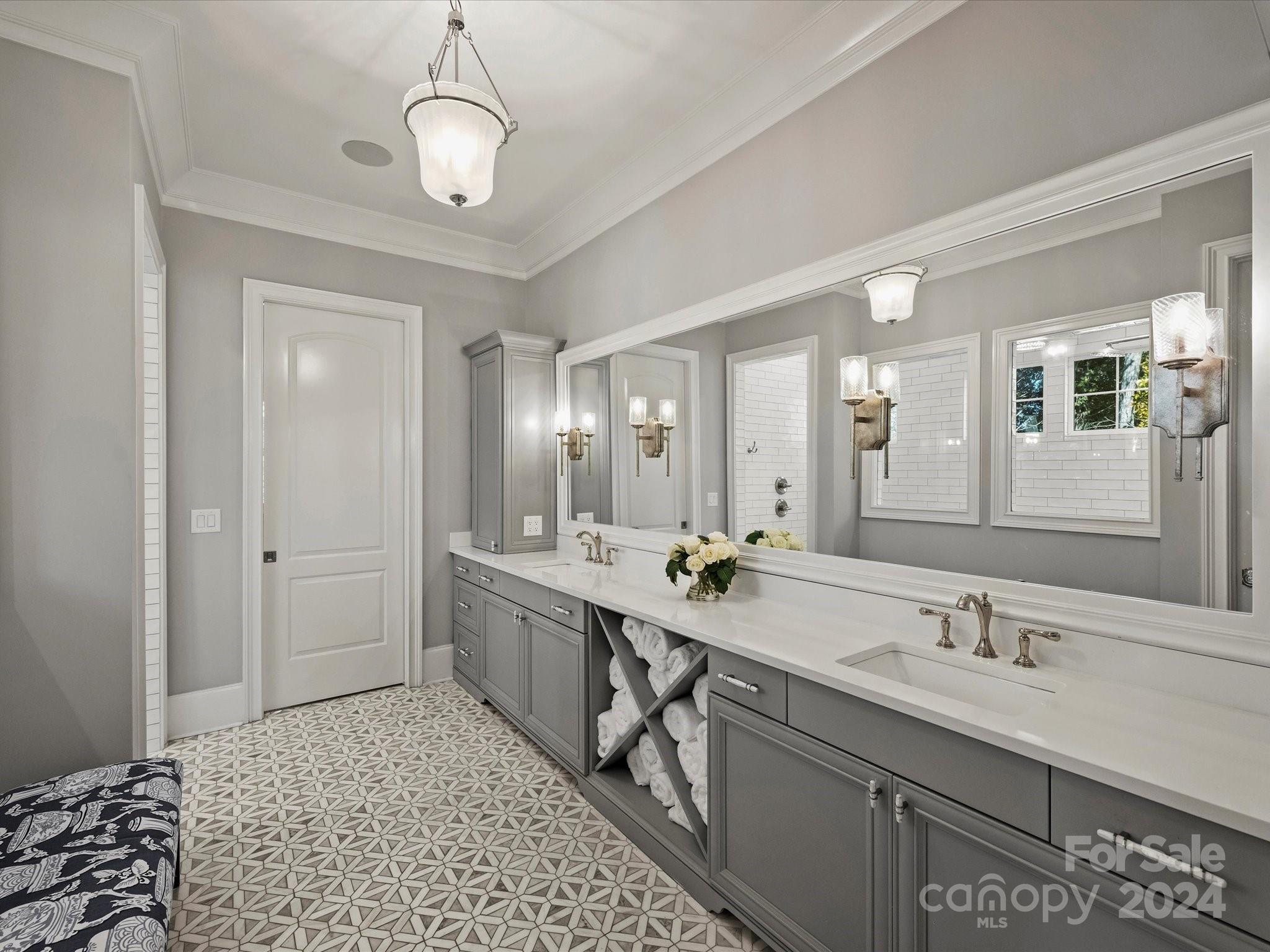 5844 Five Knolls Drive Charlotte NC 28226
