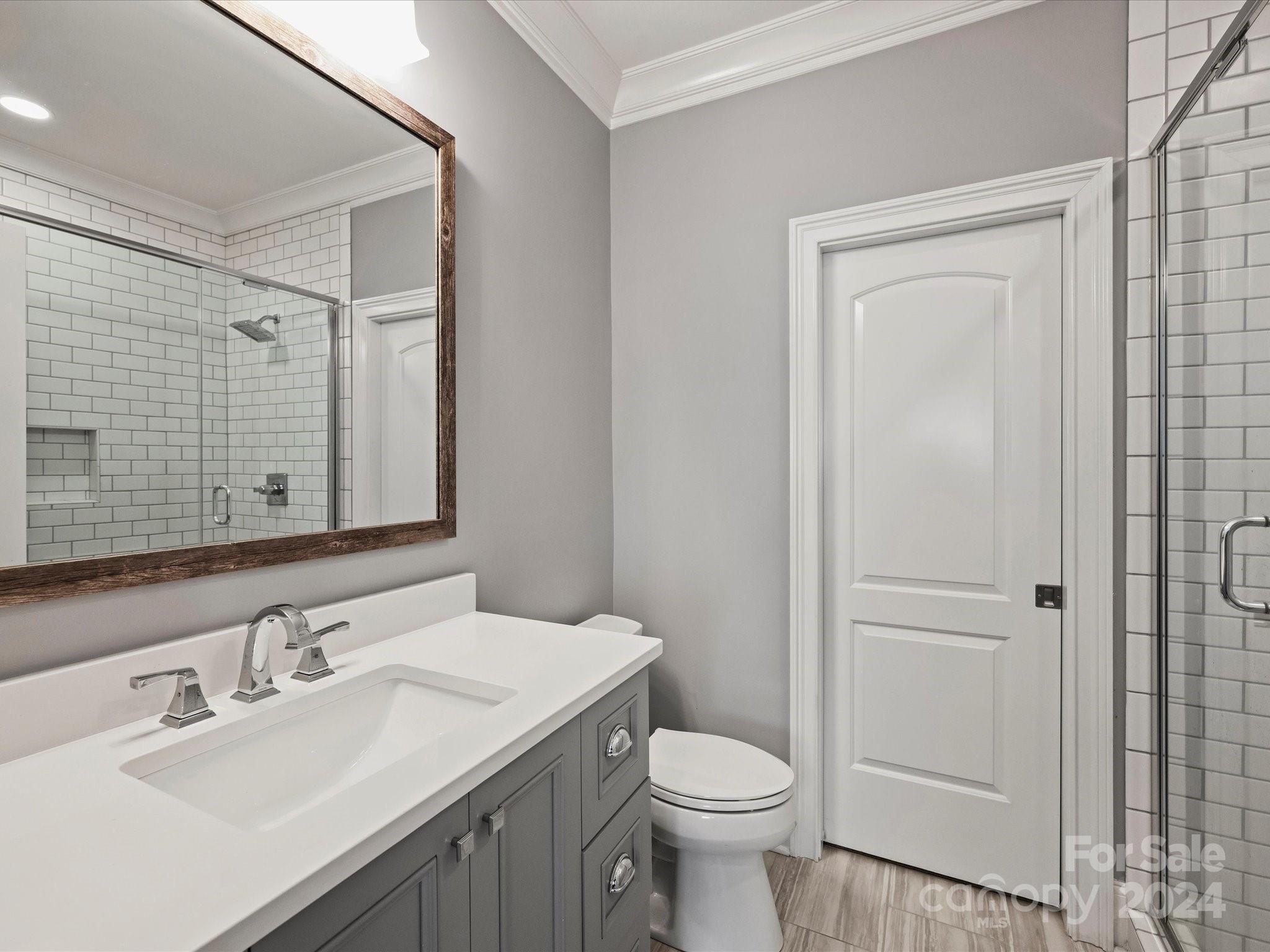 5844 Five Knolls Drive Charlotte NC 28226