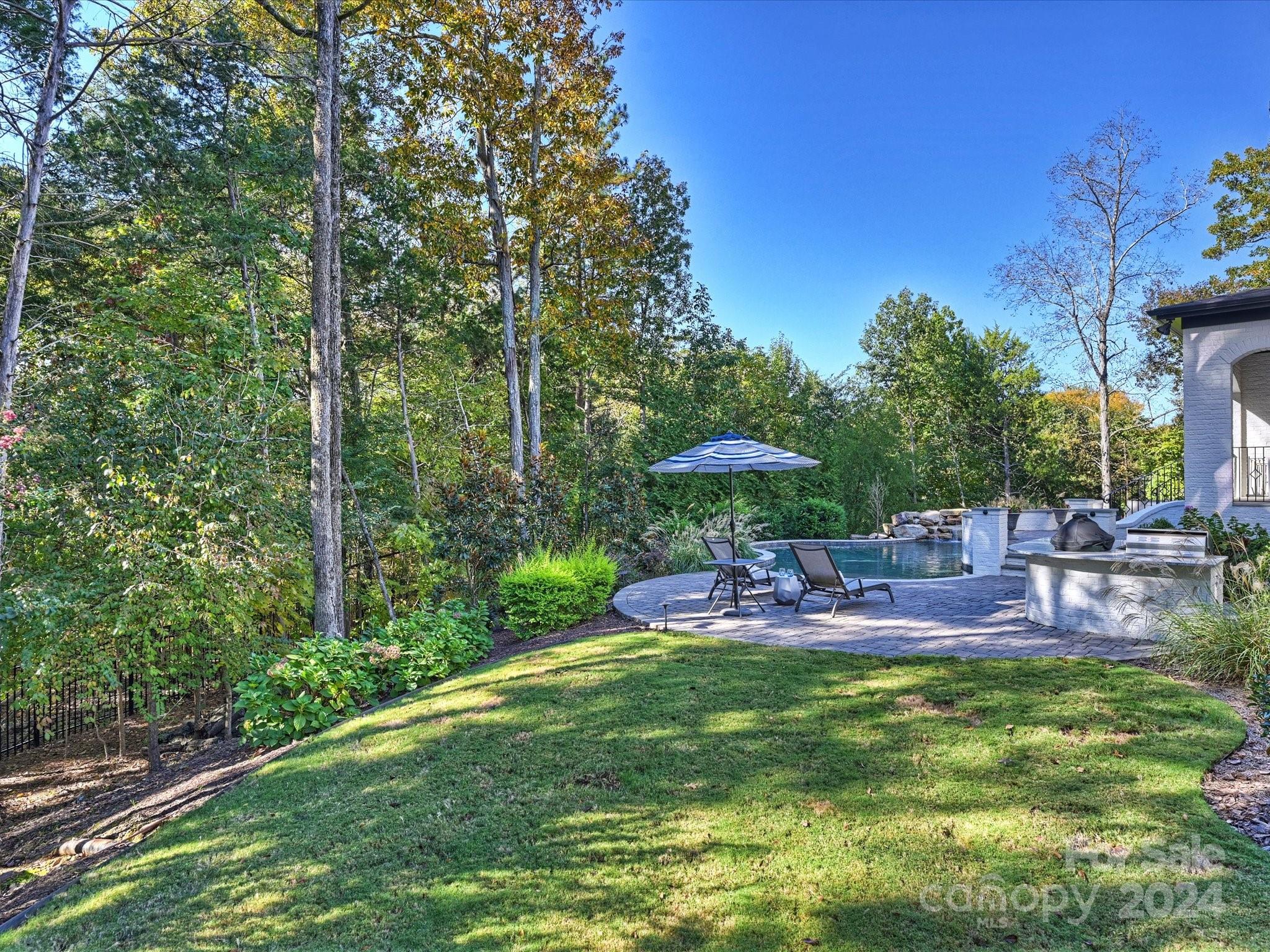 5844 Five Knolls Drive Charlotte NC 28226
