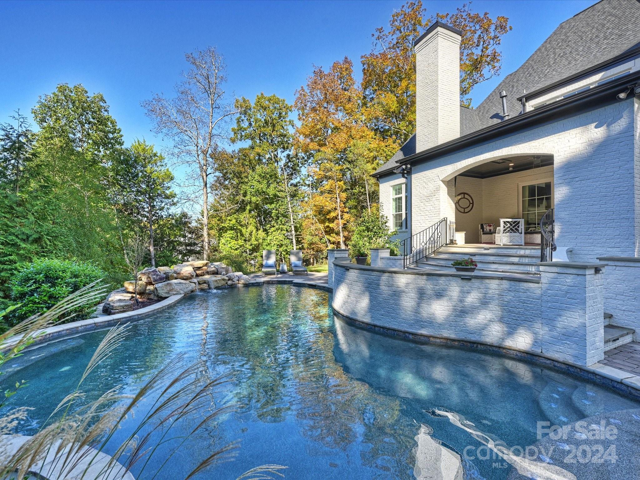 5844 Five Knolls Drive Charlotte NC 28226
