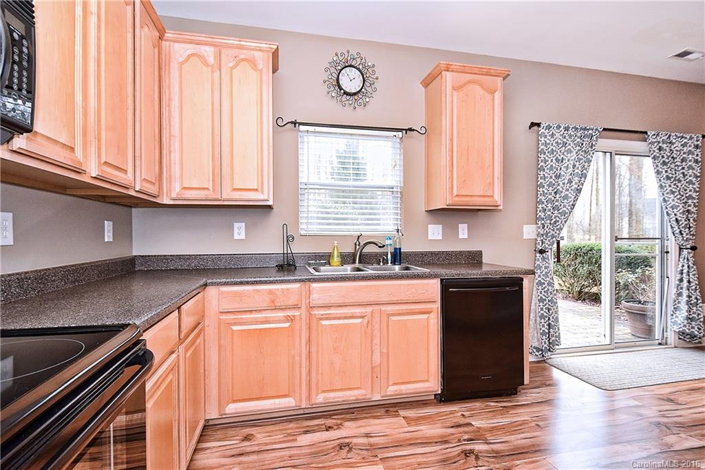 2325 Savannah Hills Drive Matthews NC 28105