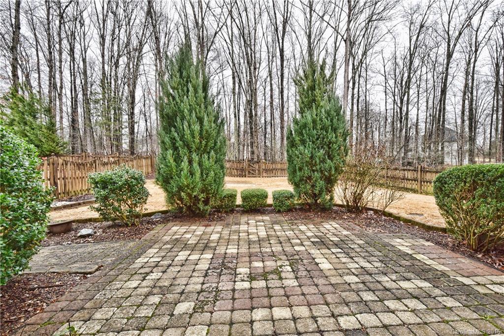 2325 Savannah Hills Drive Matthews NC 28105