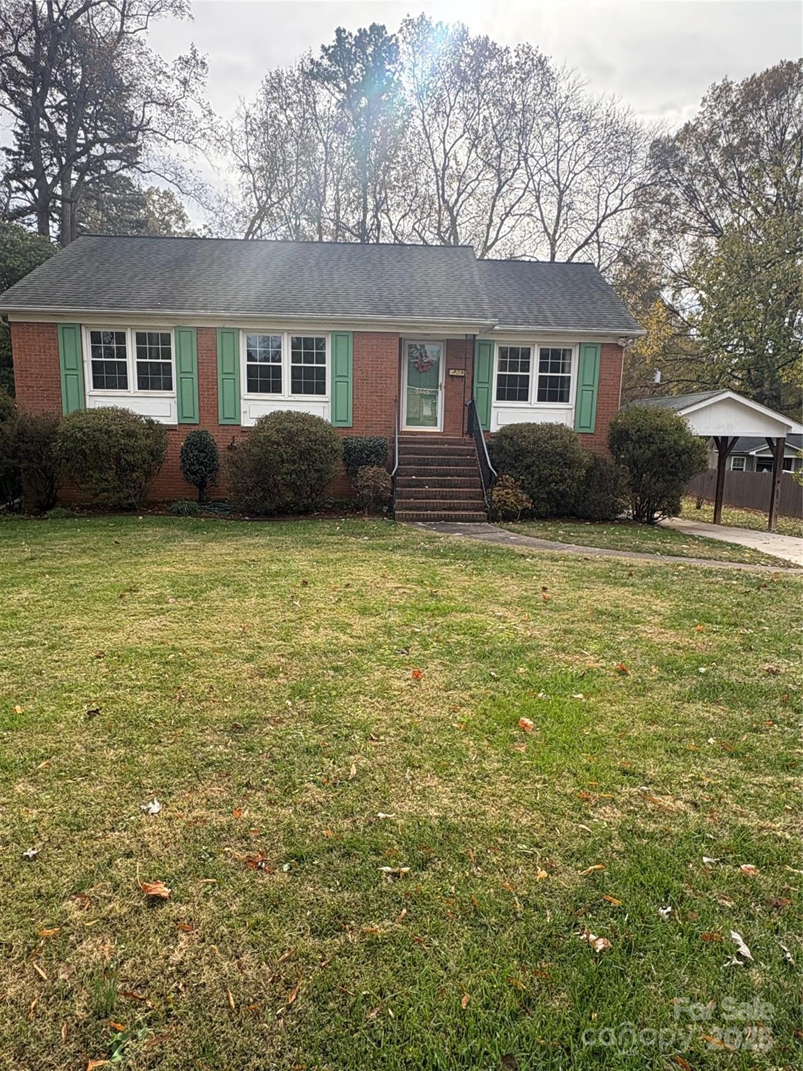 5806 Whitingham Drive Charlotte NC 28215