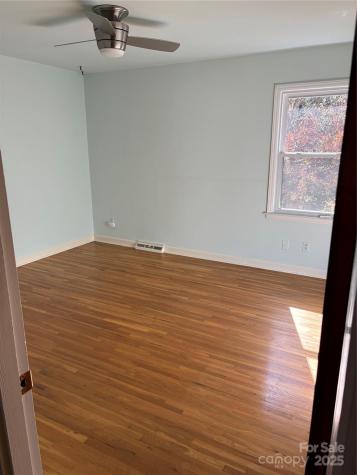 5806 Whitingham Drive Charlotte NC 28215