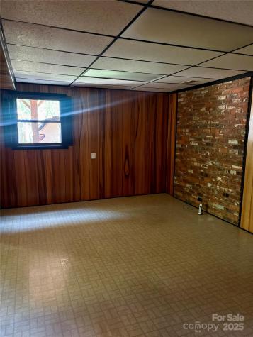 5806 Whitingham Drive Charlotte NC 28215