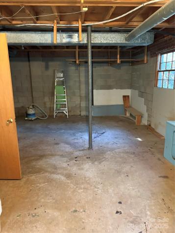 5806 Whitingham Drive Charlotte NC 28215