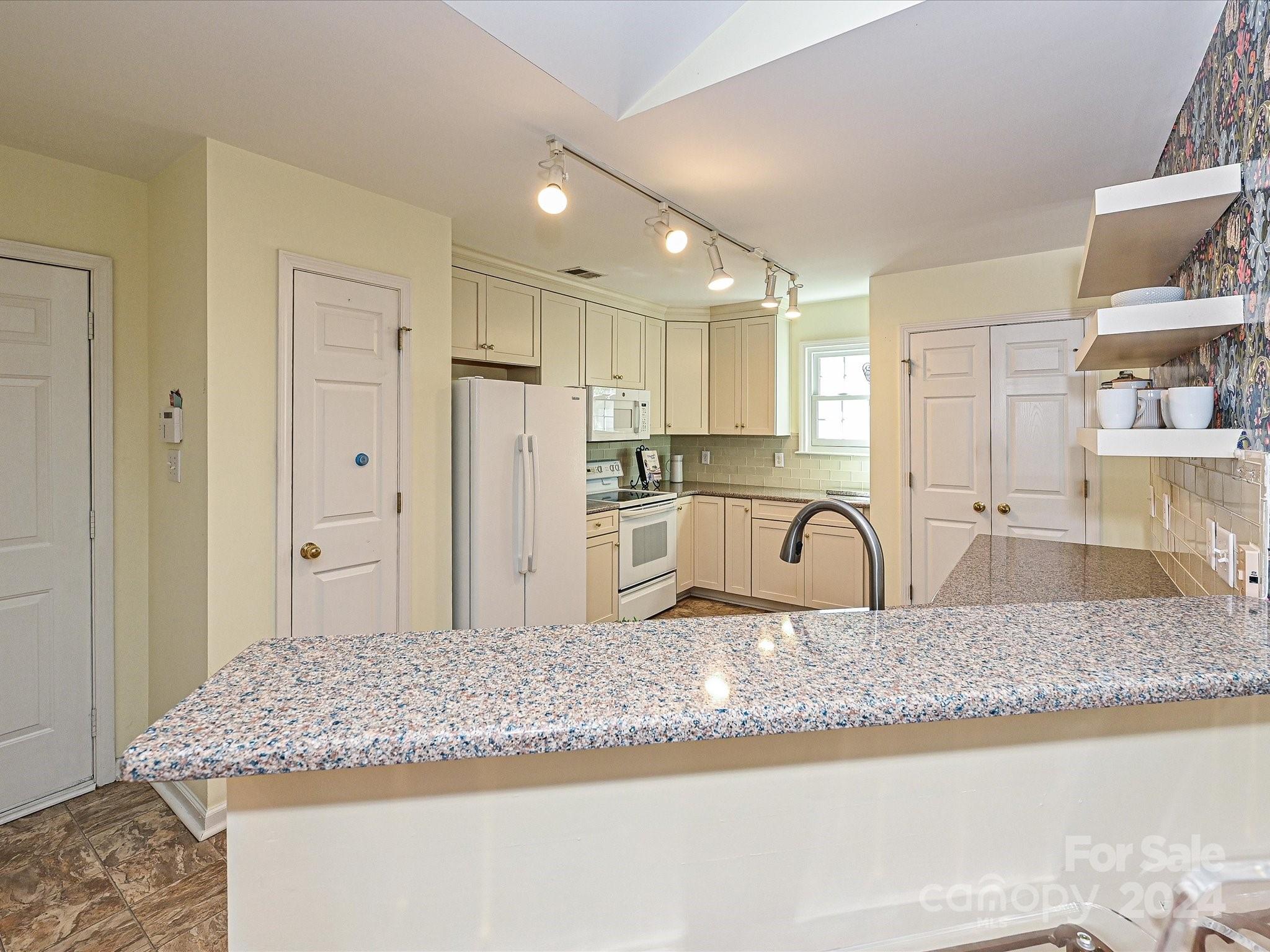 617 Kelford Lane Charlotte NC 28270