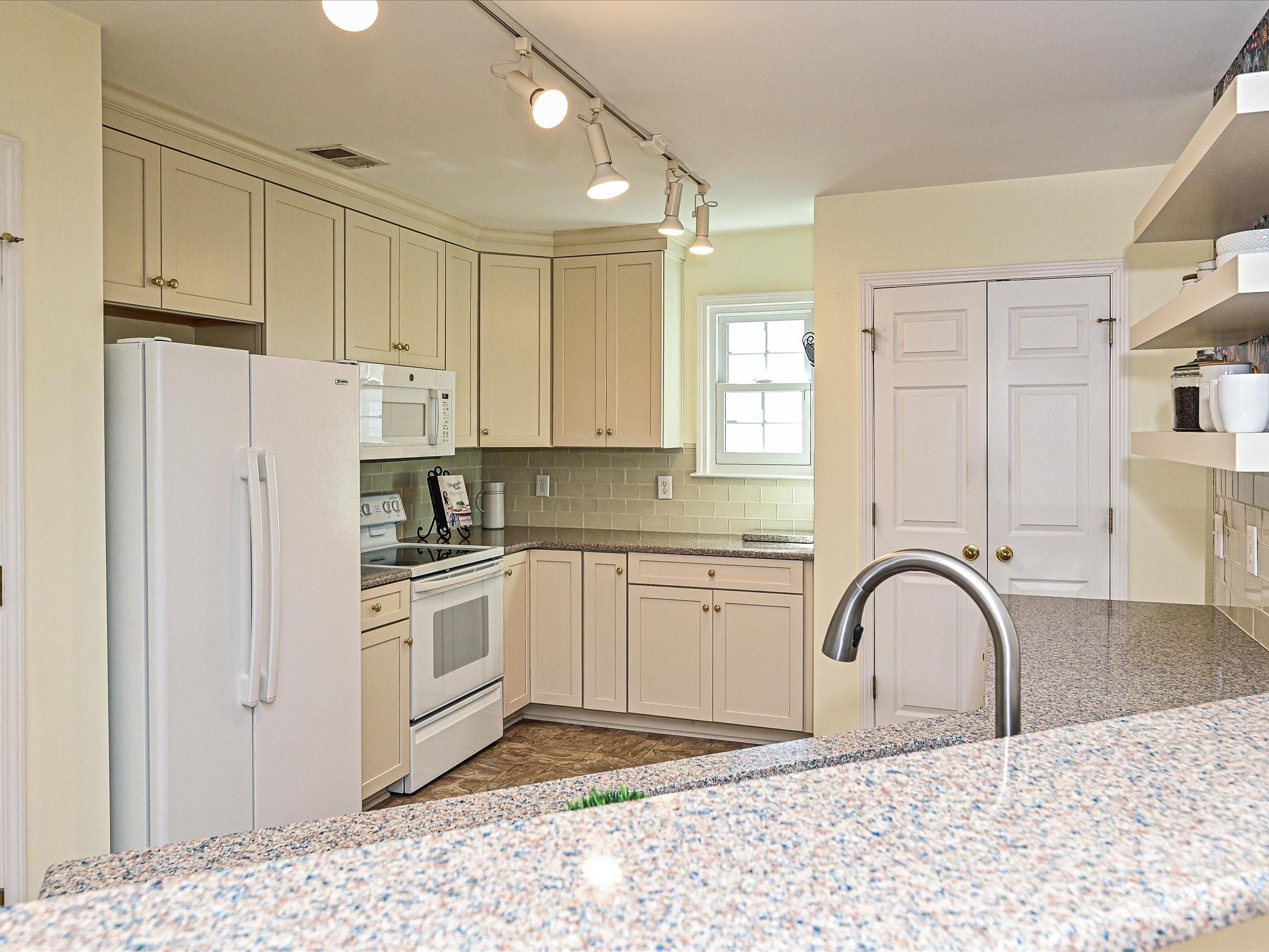 617 Kelford Lane Charlotte NC 28270