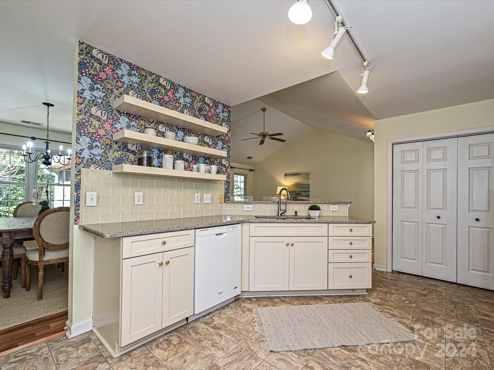 617 Kelford Lane Charlotte NC 28270