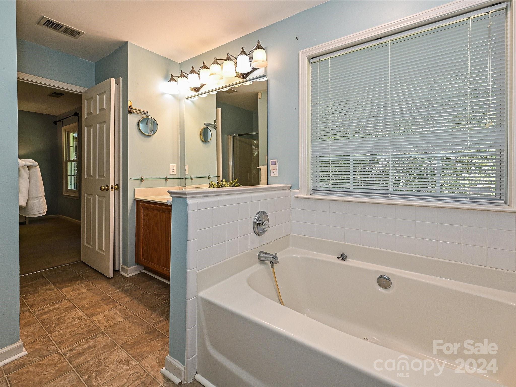 617 Kelford Lane Charlotte NC 28270