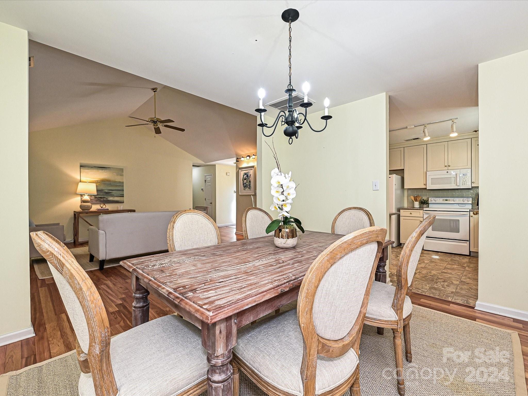 617 Kelford Lane Charlotte NC 28270
