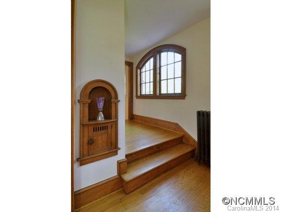 29 Farrwood Avenue Asheville NC 28804