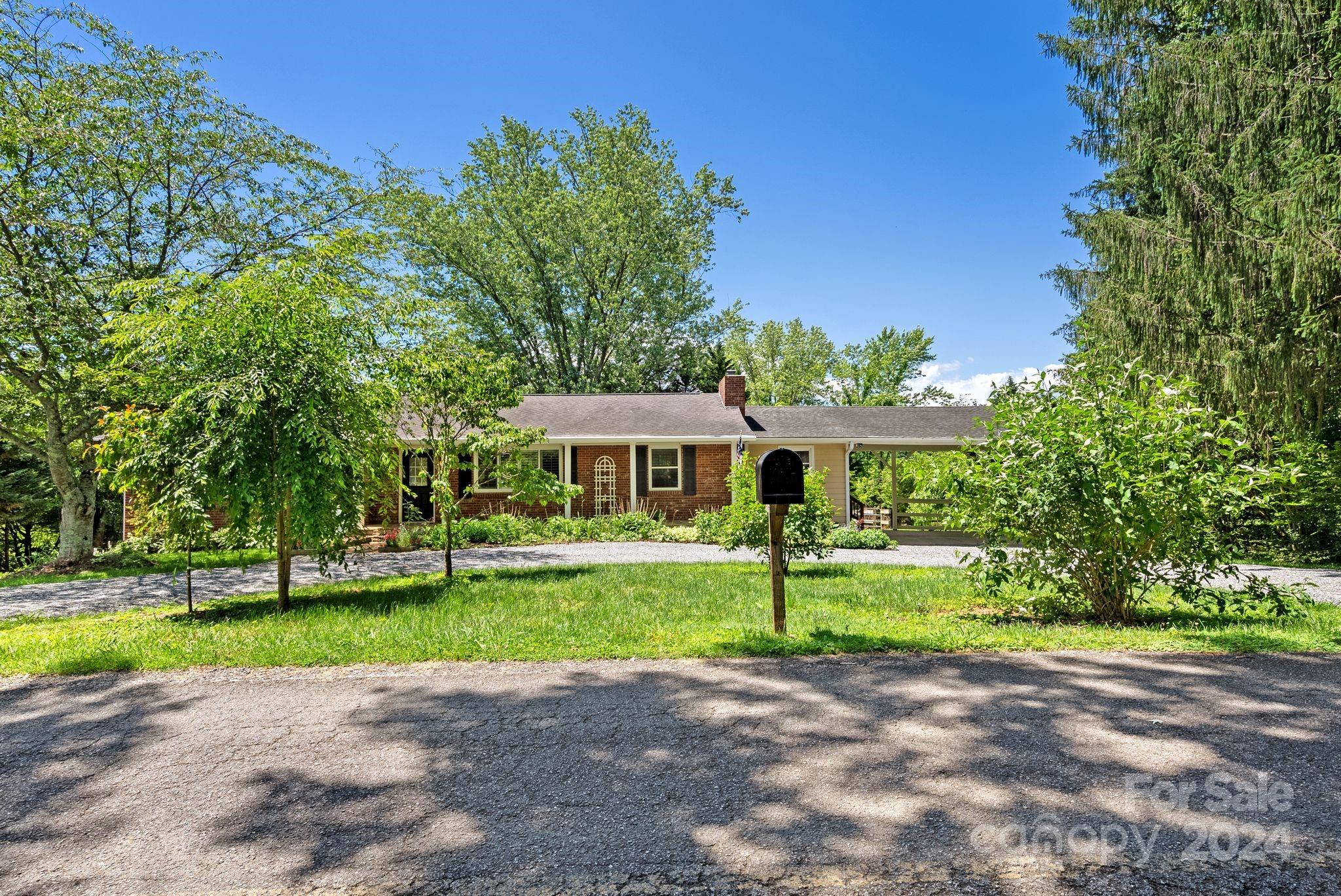 7 Forge Drive Mills River NC 28759