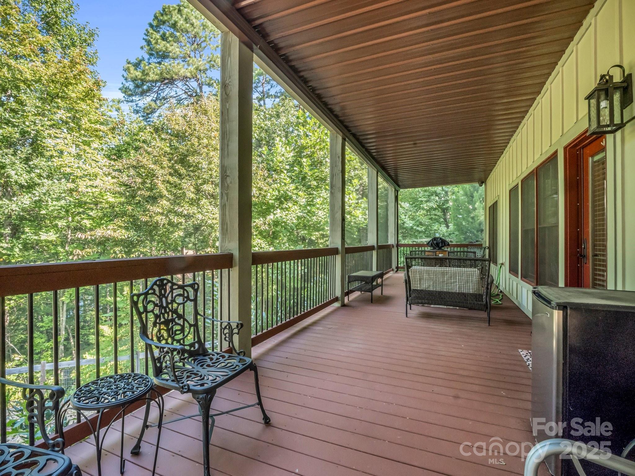 159 Bee Tree Point Lake Lure NC 28746