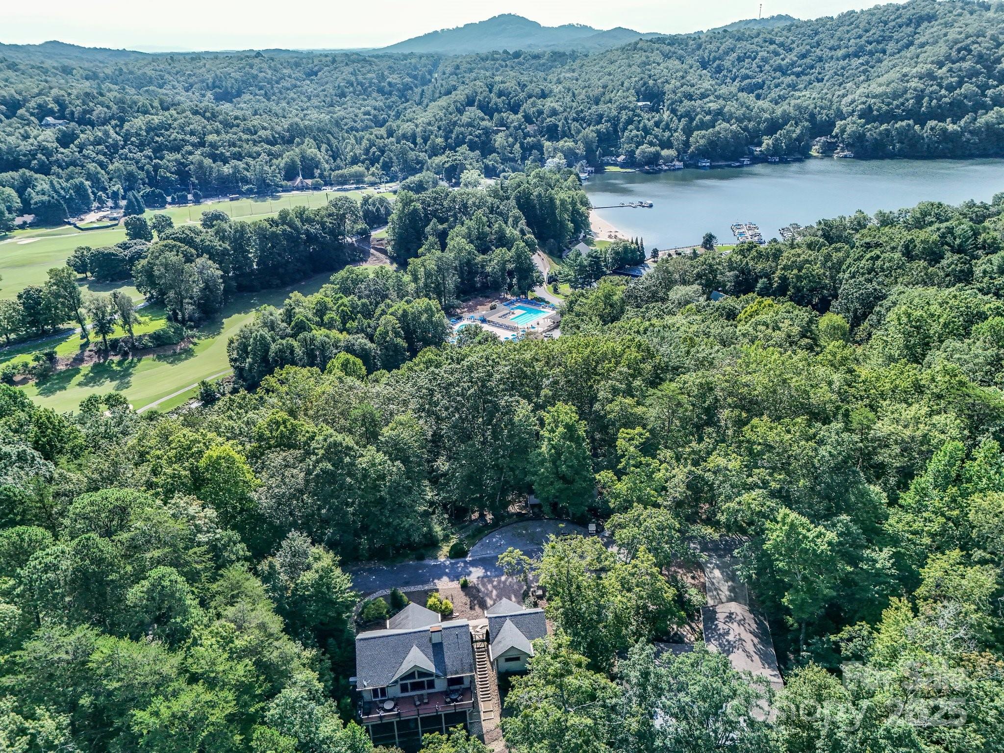159 Bee Tree Point Lake Lure NC 28746