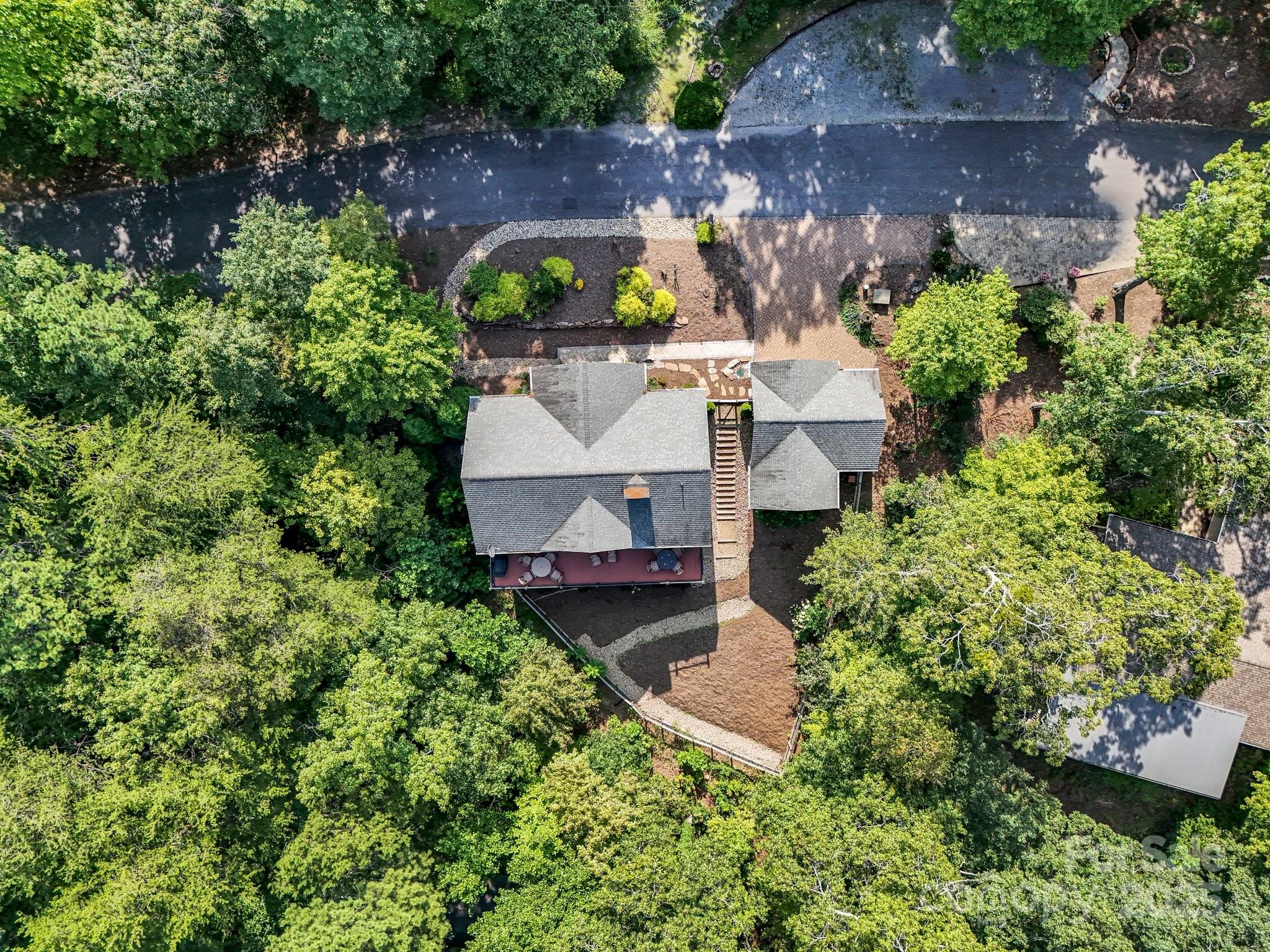 159 Bee Tree Point Lake Lure NC 28746