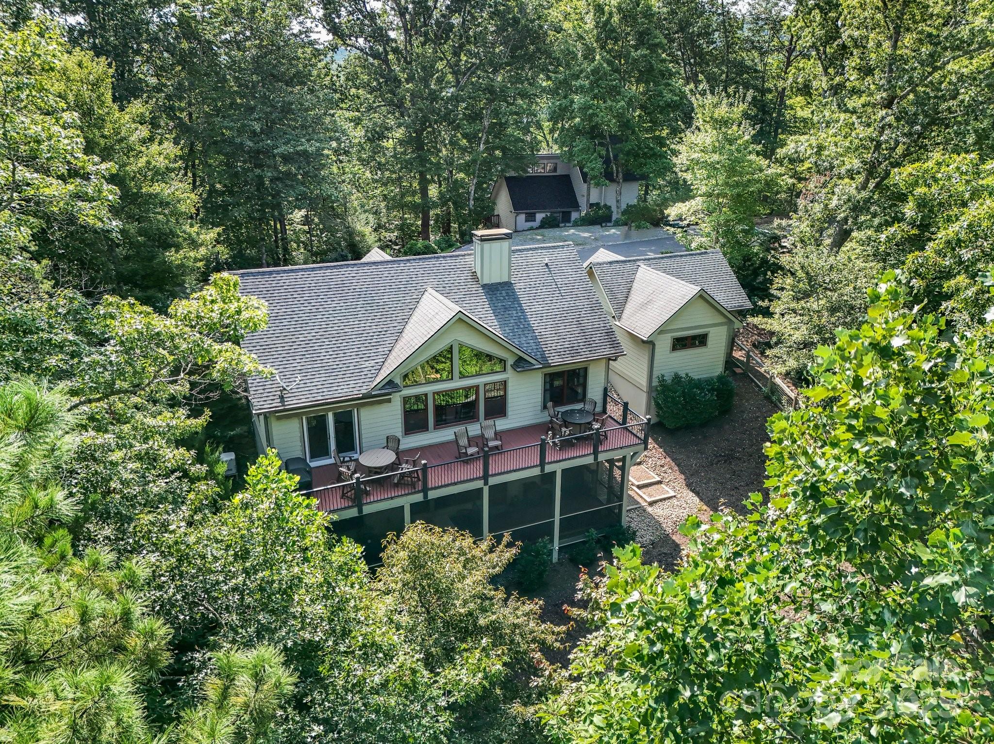 159 Bee Tree Point Lake Lure NC 28746