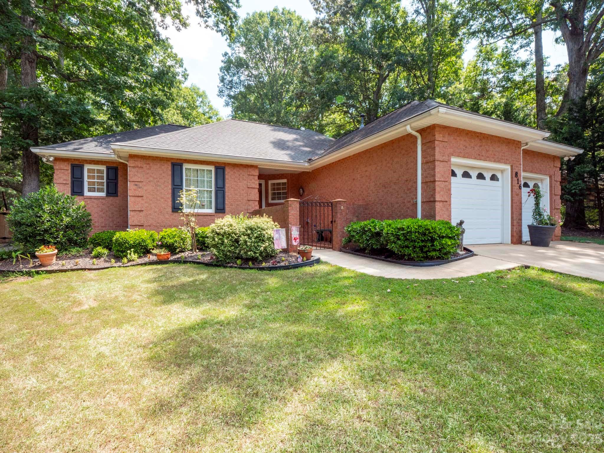 816 White Oaks Circle Monroe NC 28112