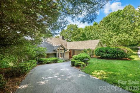 147 Club Colony Lane Lake Toxaway NC 28747