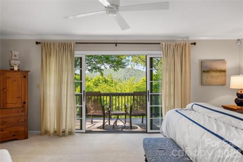 147 Club Colony Lane Lake Toxaway NC 28747