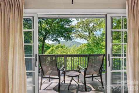 147 Club Colony Lane Lake Toxaway NC 28747