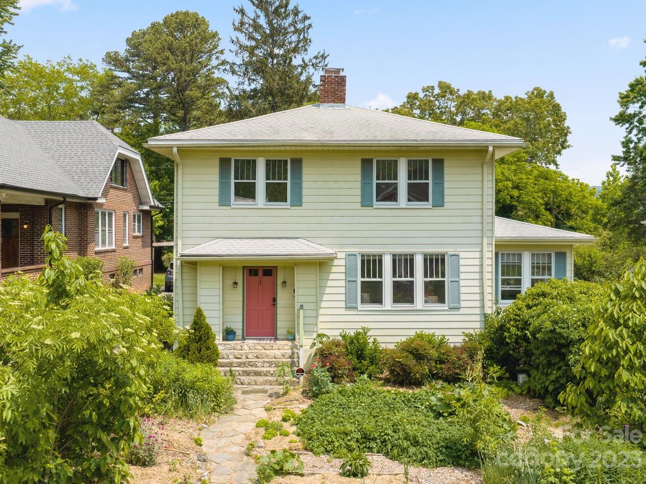 19 Mount Vernon Circle Asheville NC 28804