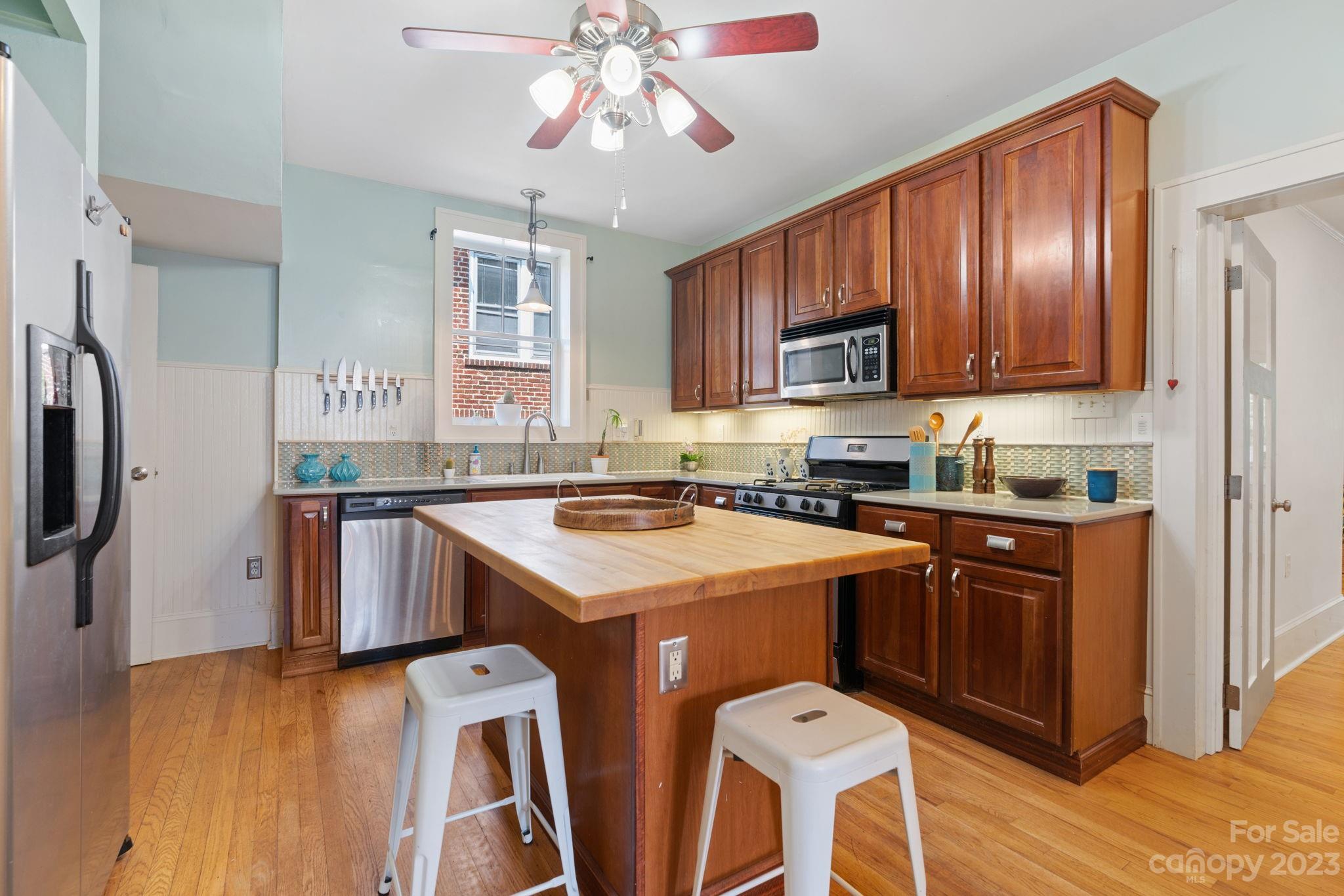 19 Mount Vernon Circle Asheville NC 28804