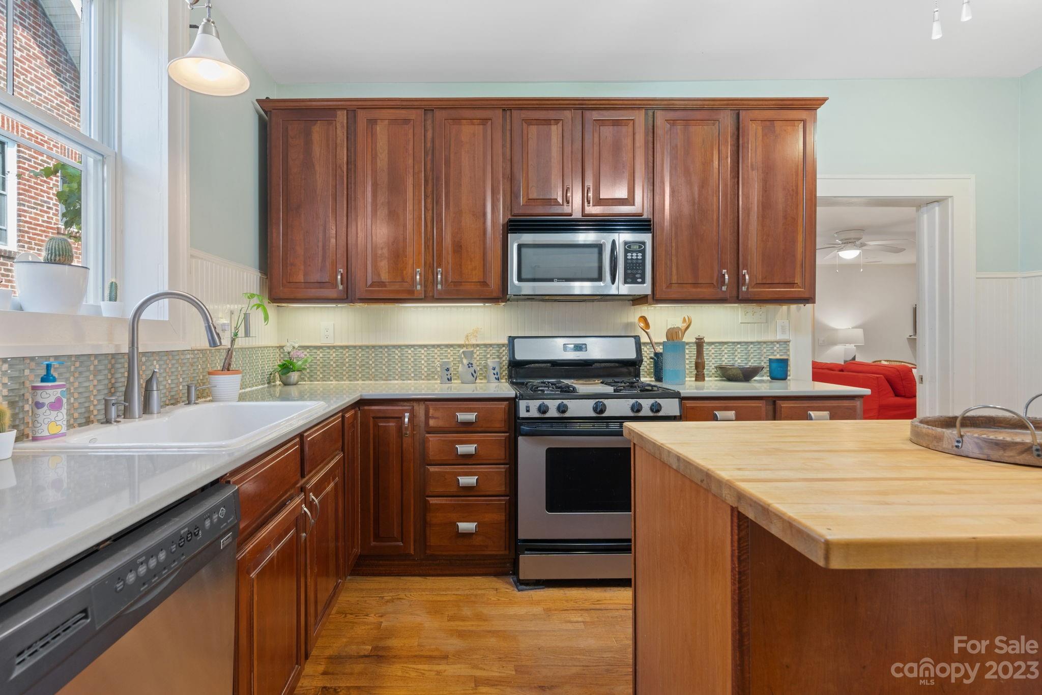 19 Mount Vernon Circle Asheville NC 28804