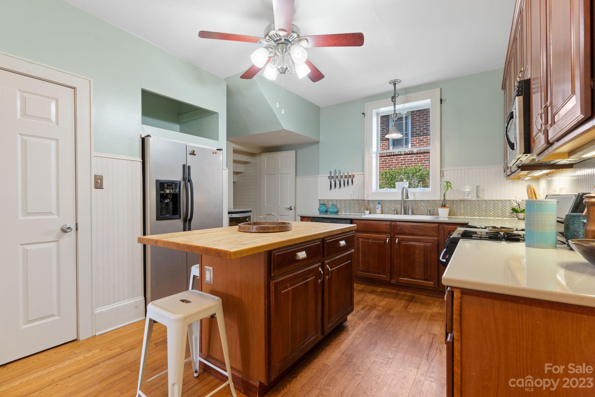 19 Mount Vernon Circle Asheville NC 28804