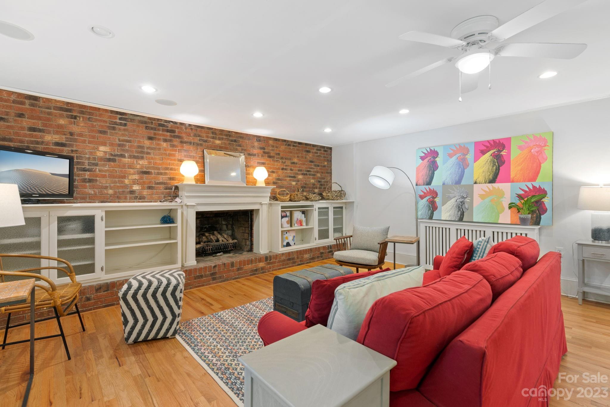 19 Mount Vernon Circle Asheville NC 28804