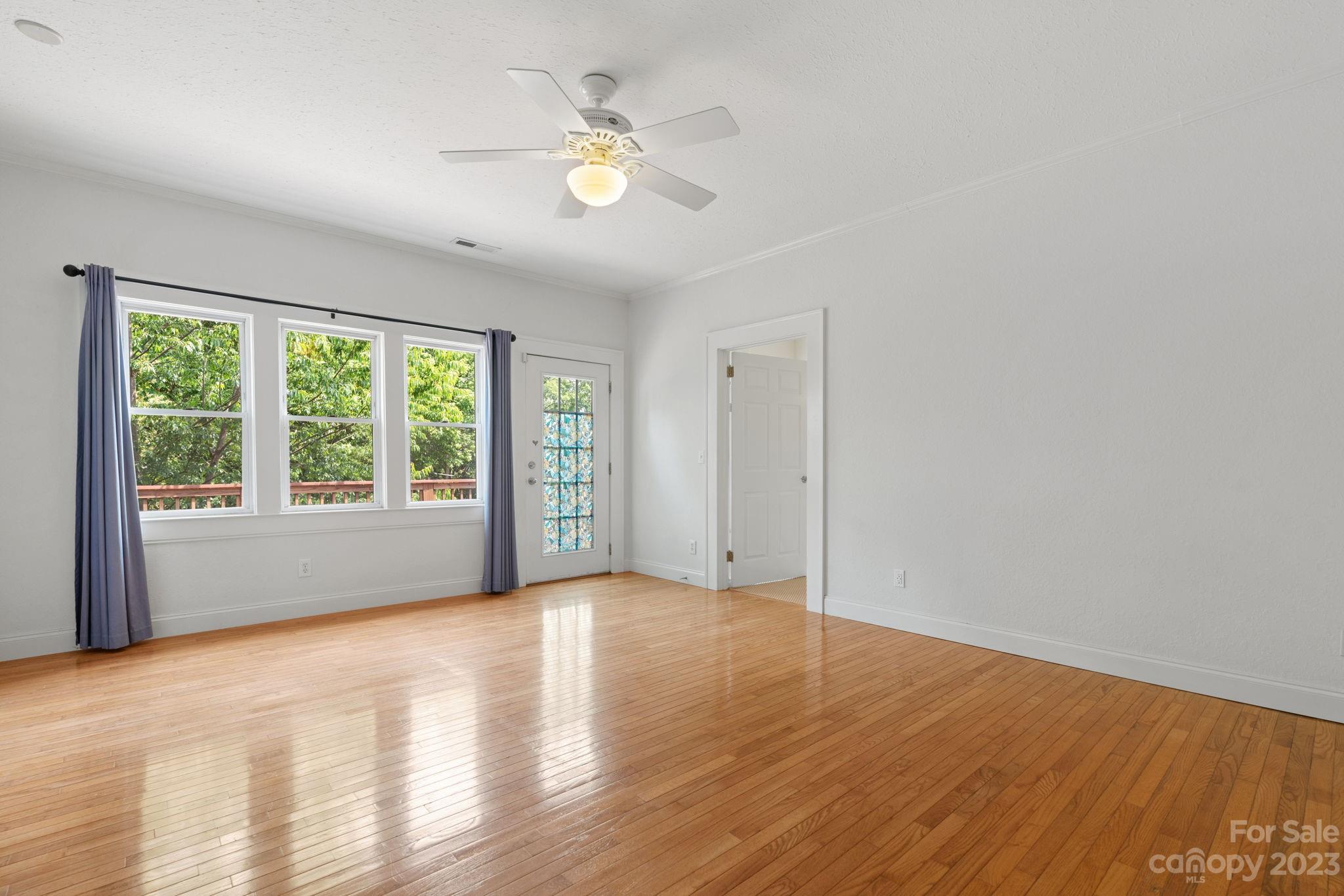 19 Mount Vernon Circle Asheville NC 28804