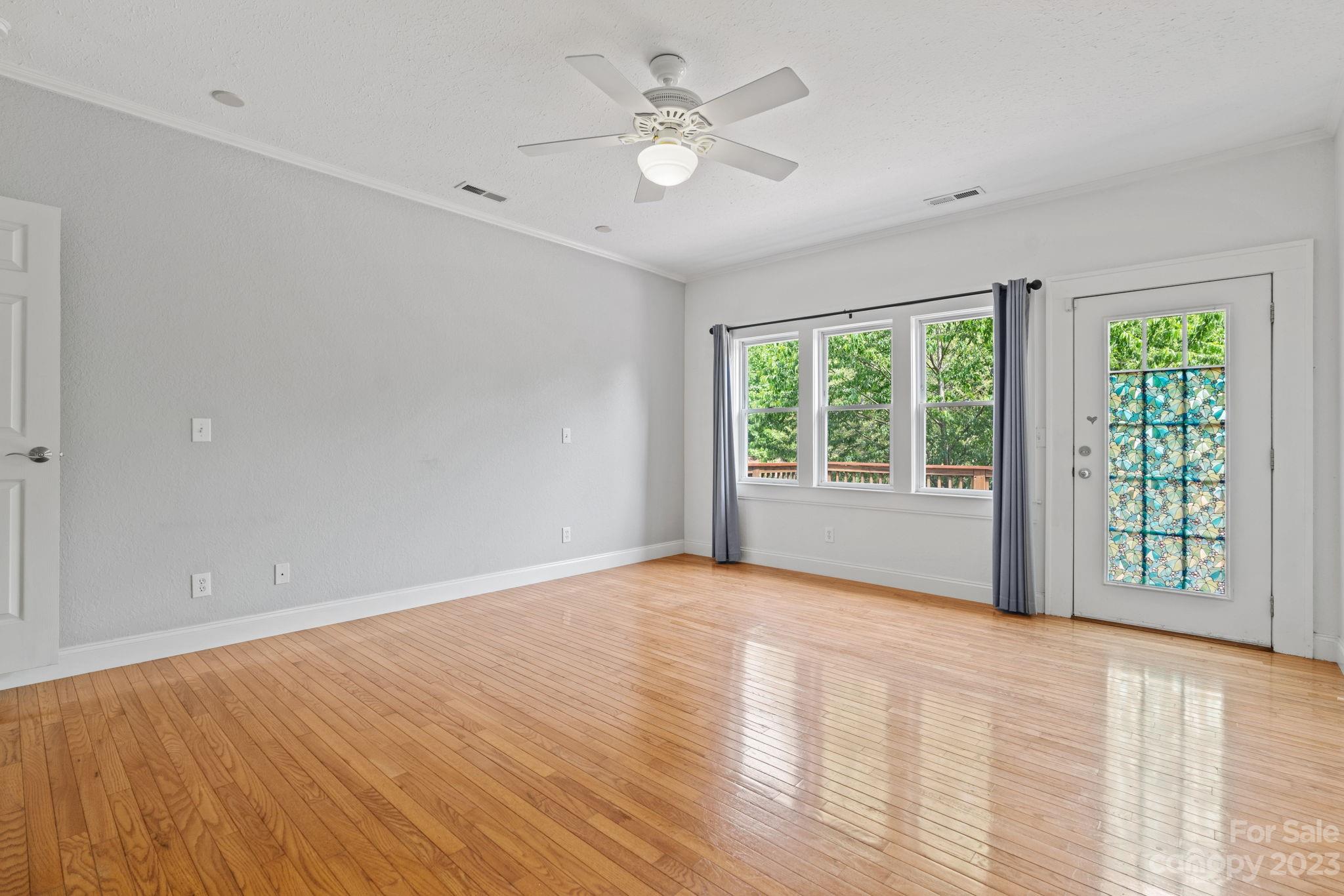 19 Mount Vernon Circle Asheville NC 28804