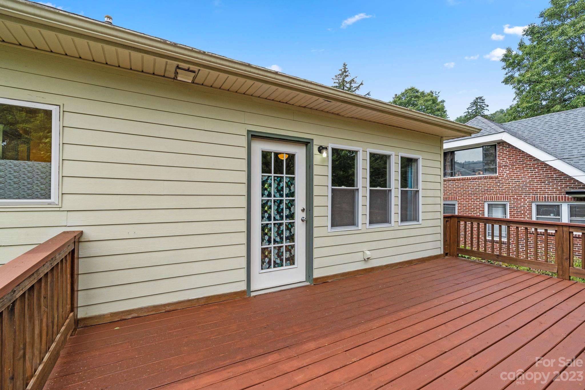 19 Mount Vernon Circle Asheville NC 28804