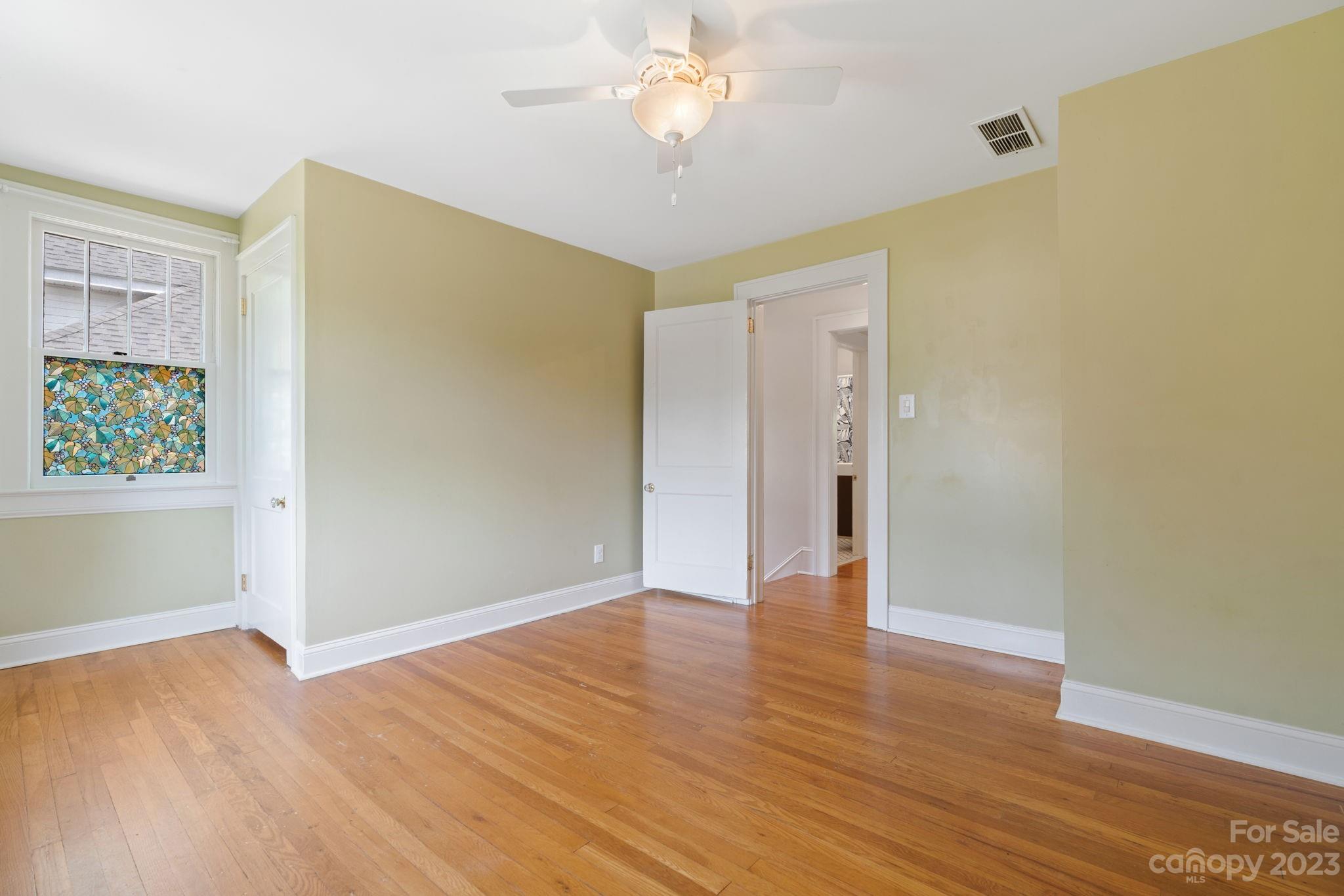 19 Mount Vernon Circle Asheville NC 28804