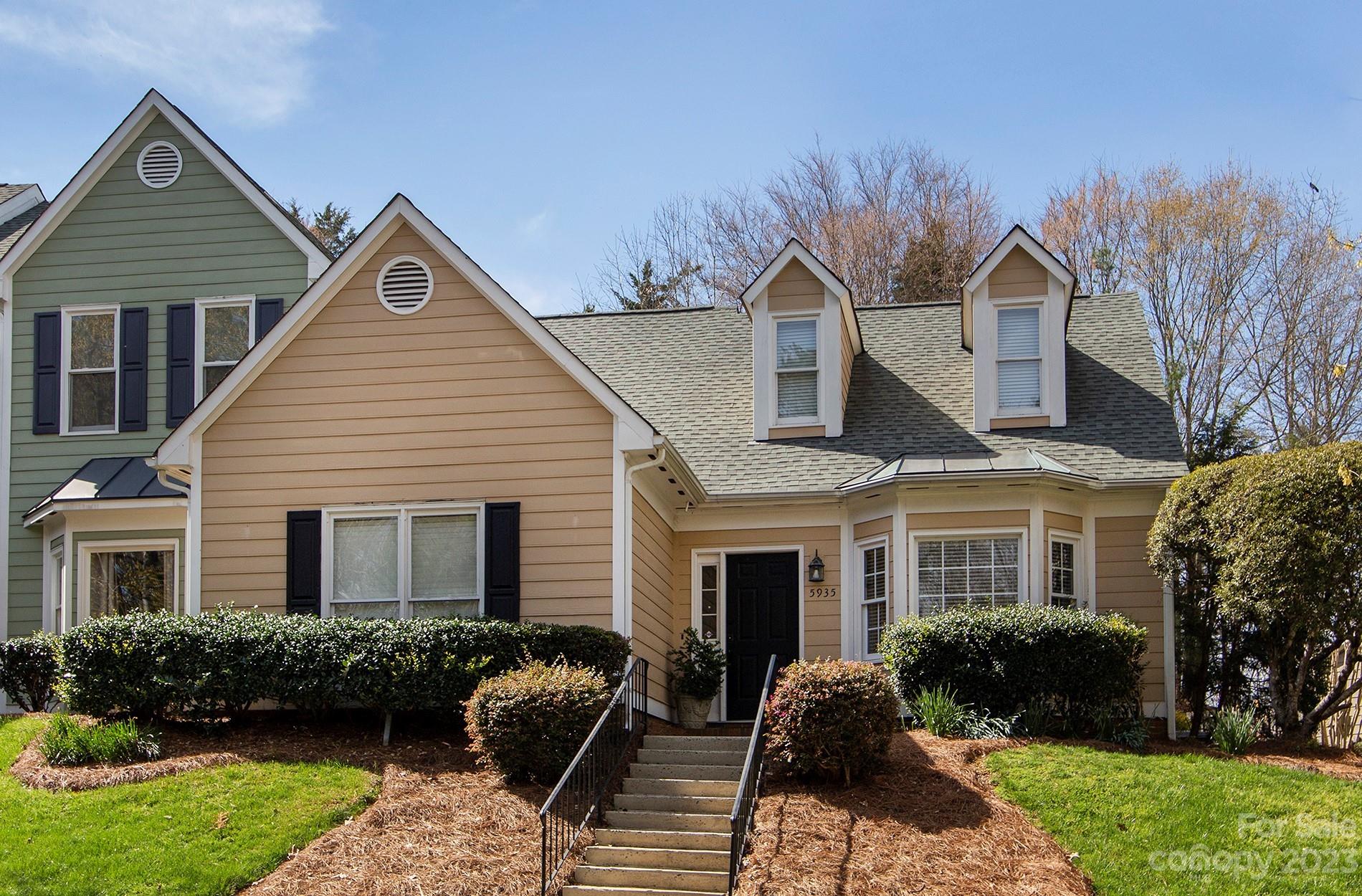 5935 Fitzwilliams Lane Charlotte NC 28270