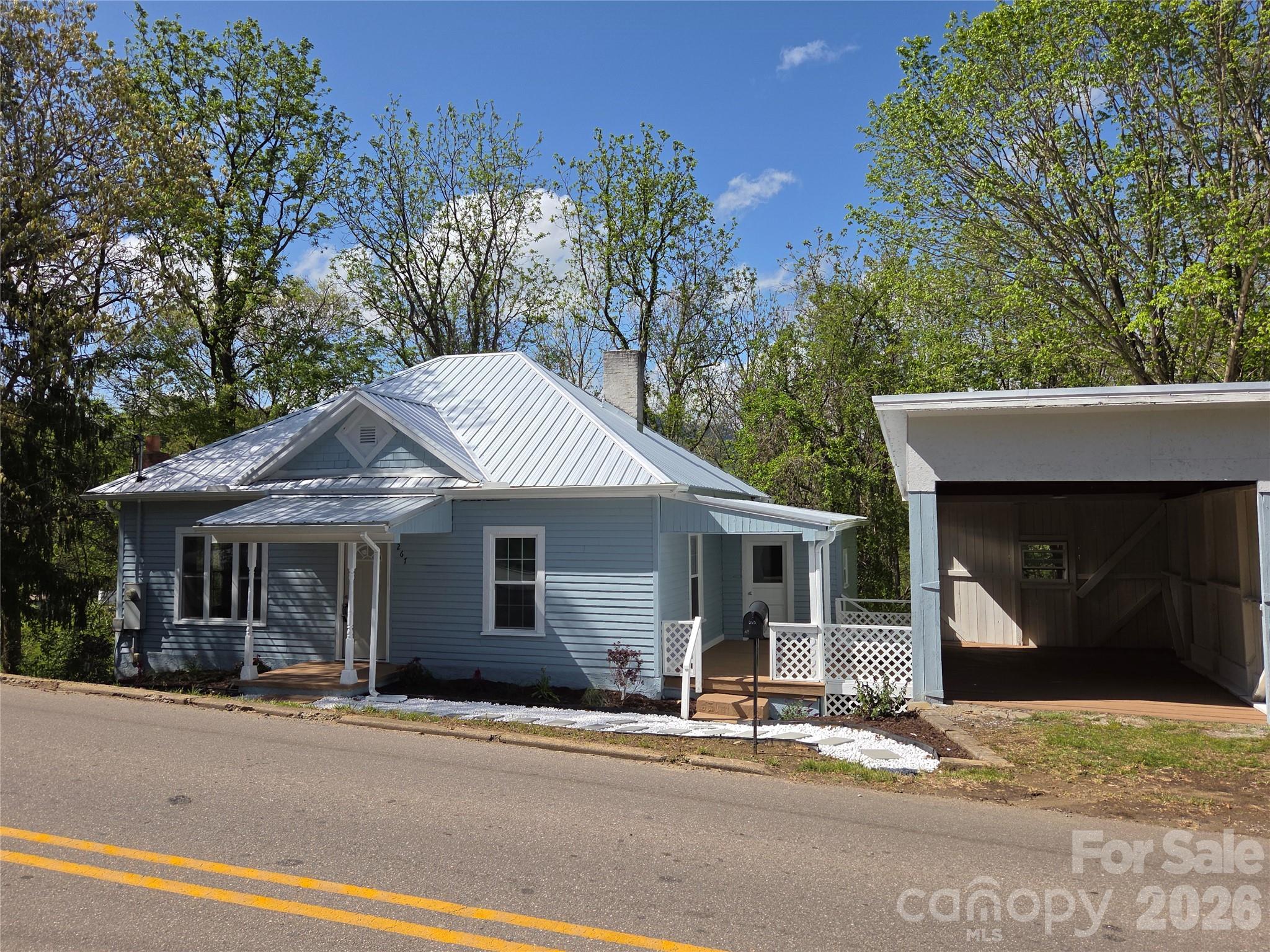 267 Beaverdam Street Canton NC 28716