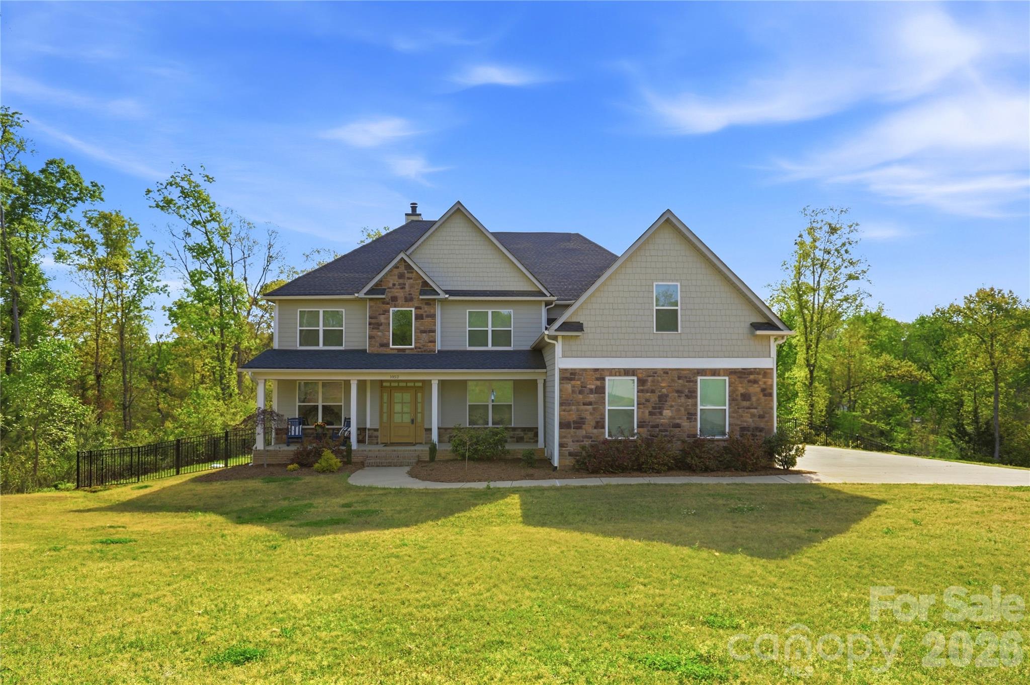 1052 Lakefront Woods Belmont NC 28012
