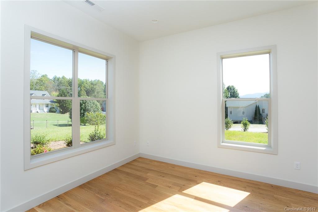 42 Kirkland Drive Asheville NC 28805