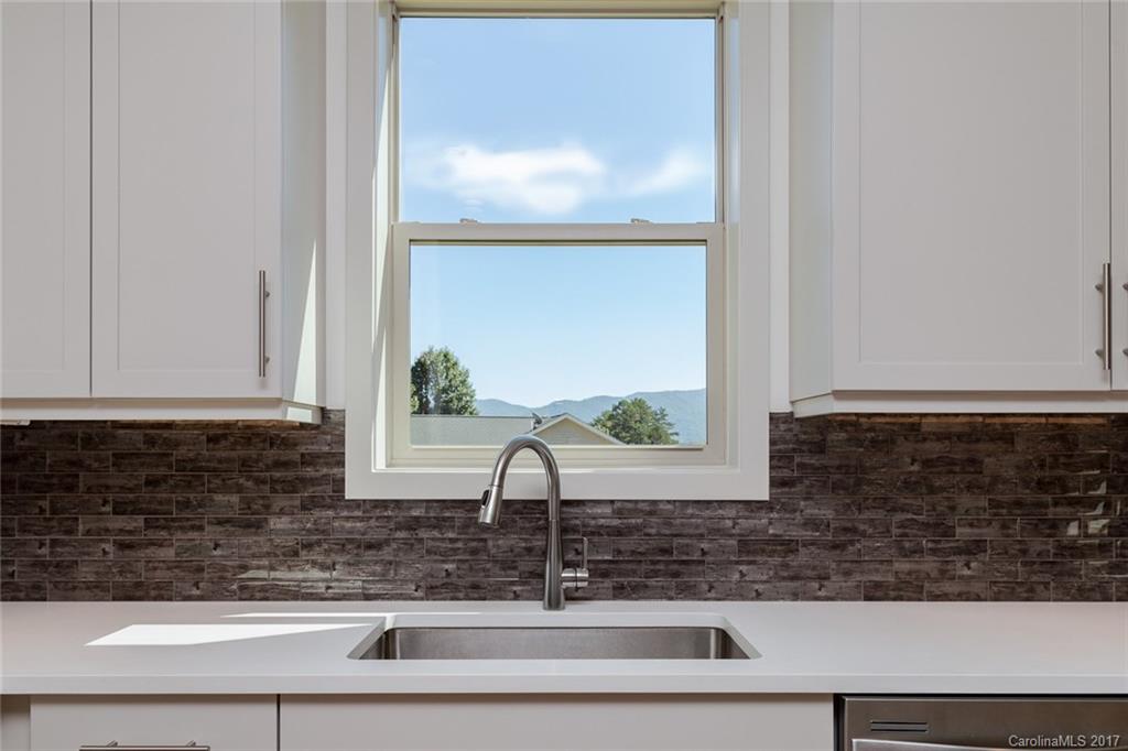42 Kirkland Drive Asheville NC 28805