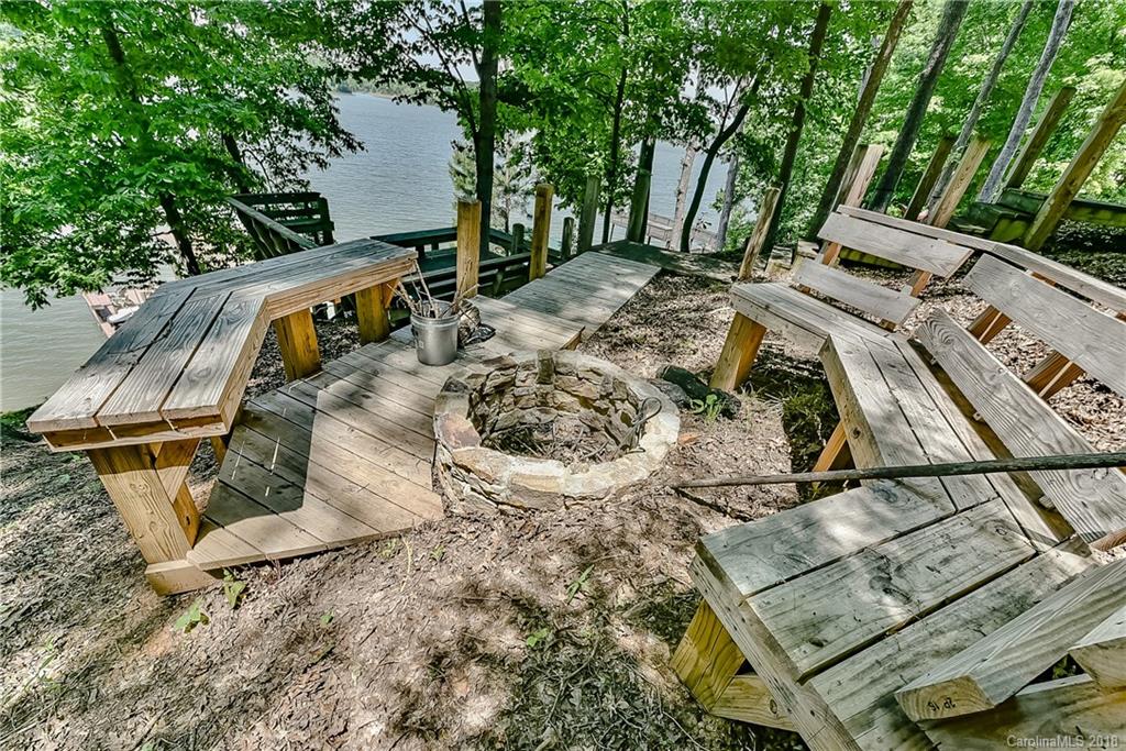 7215 High Point Court Charlotte NC 28278