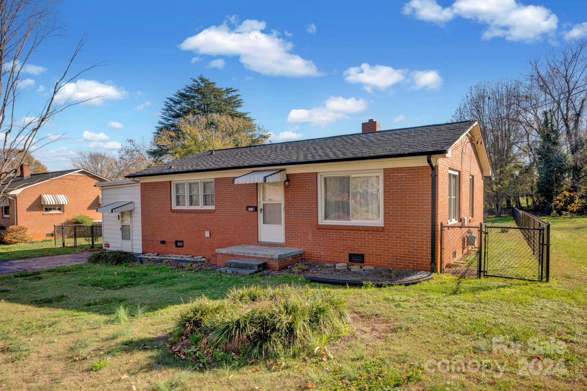 1411 Pearl Street Statesville NC 28677